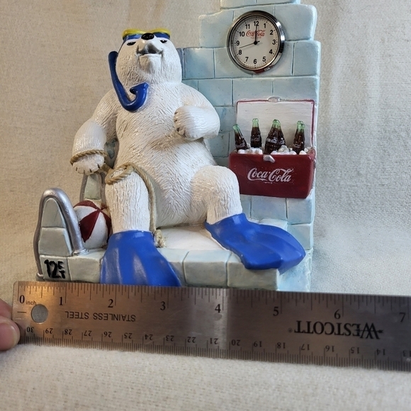Coca-cola Polar Bear Swimming in Pool with Clock - Picture 7 of 14
